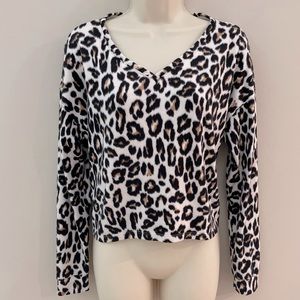 Woman’s cropped sweater